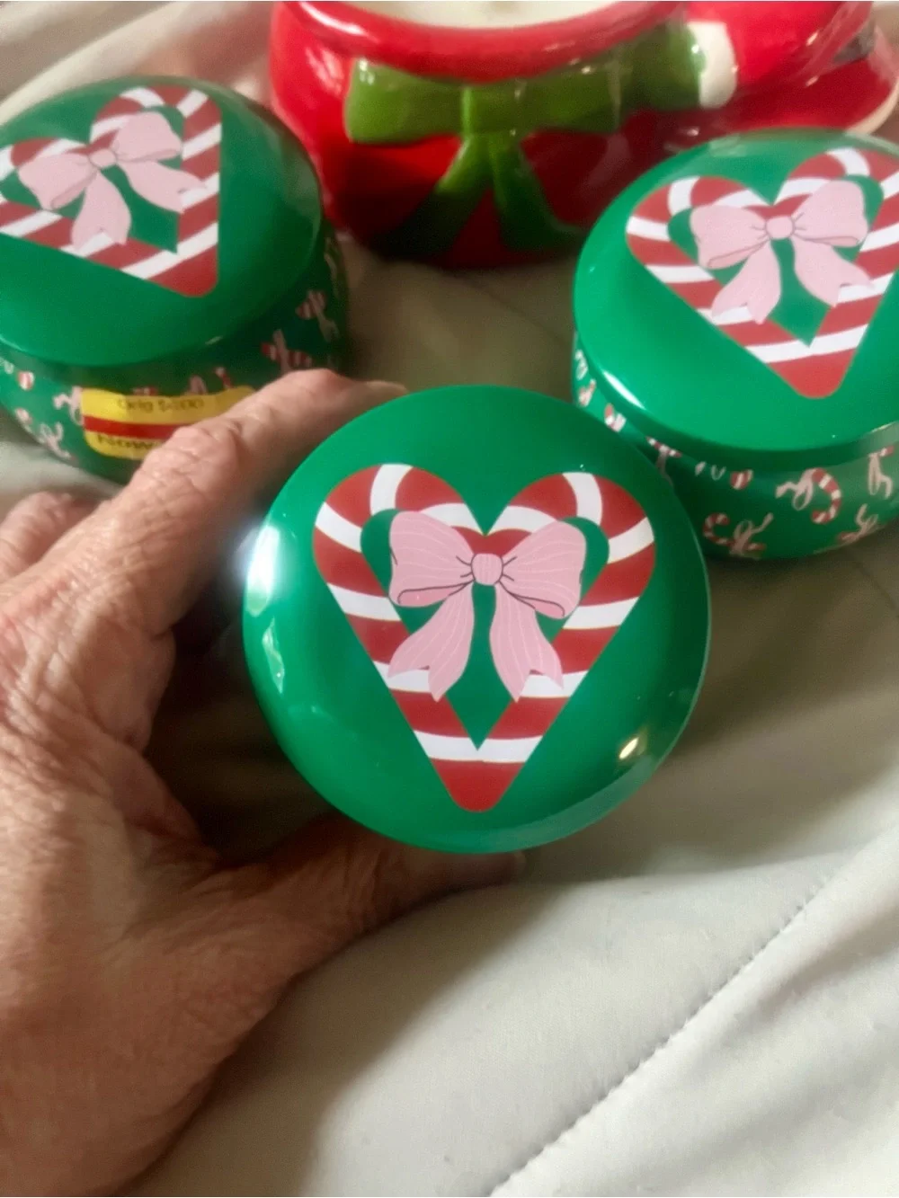 Christmas Santa Ceramic Candle and Green Candy-Heart Tin Set Bundle